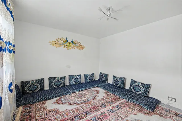 Olton Avenue, Lenton Abbey, NG9, photo 2
