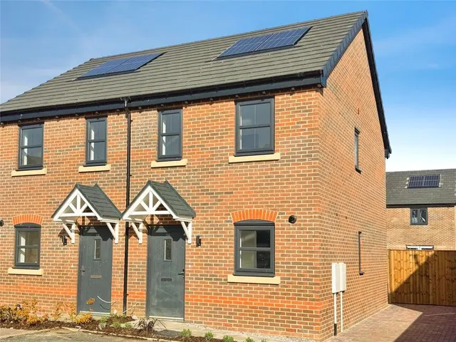 Donnelly Road, Armthorpe, Doncaster, DN3, photo 1