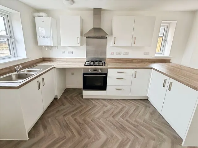 Photo 2 — Donnelly Road, Armthorpe, Doncaster, DN3