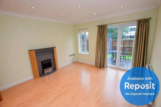 Great Oak Drive, Altrincham, WA15, photo 2