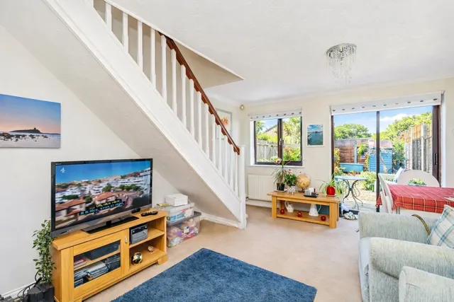 Winchester Way, Totton, SO40, photo 2