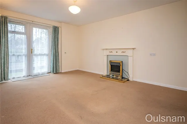 Photo 2 — The Strand, Bromsgrove, Worcestershire, B61 8AB