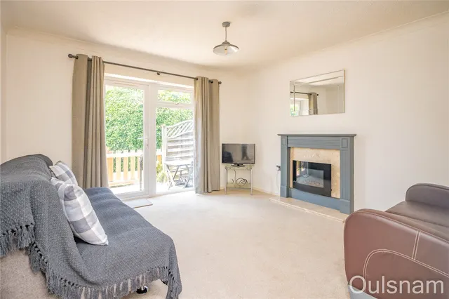 Photo 3 — Spire View, Bromsgrove, Worcestershire, B61 8DZ