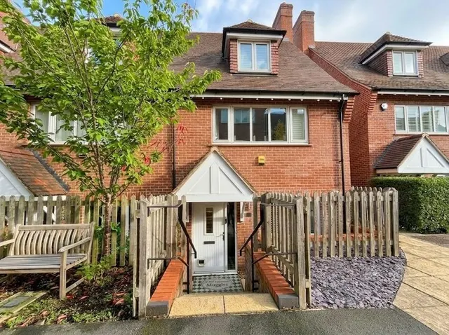 Tommy Flowers Mews, Mill Hill, NW7, photo 1