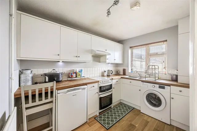 Bushby Close, Sompting, BN15, photo 3