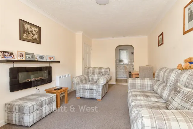Nyetimber Lane, Aldwick, PO21, photo 3