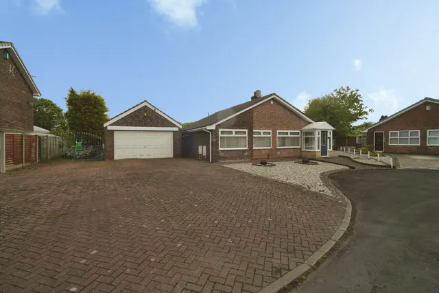 Selside, Wigan, WN3, photo 1