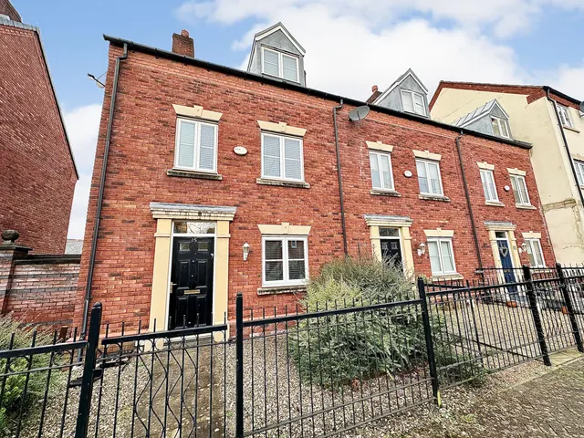 Middleton Road, Fulwood, Preston, Lancashire, PR2 9LL, photo 1