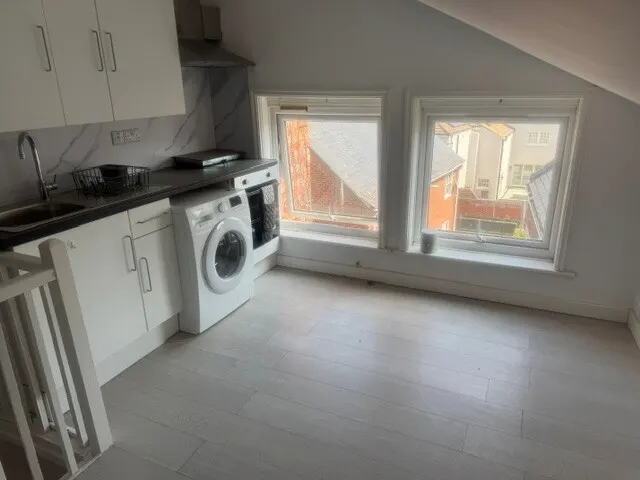 Long Sutton, photo 1