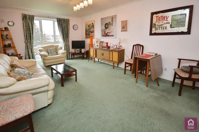 Bury New Road, Prestwich, M25, photo 2