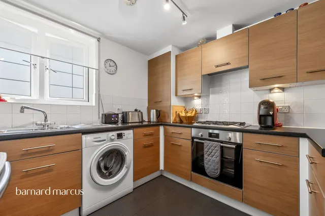 Wandle Road, Croydon, CR0, photo 3