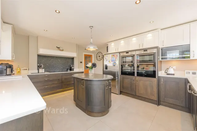 Beesfield Lane, Farningham, DA4, photo 3