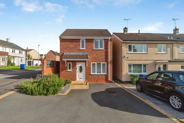 Buttermere Close, Cannock, WS11, photo 1