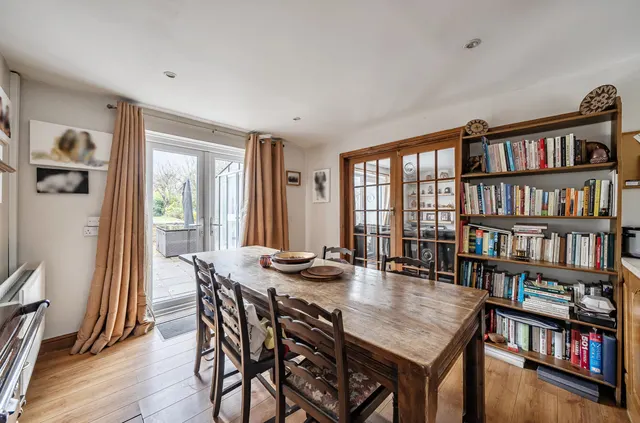 Ash Lane, Burghfield Common, RG7, photo 2