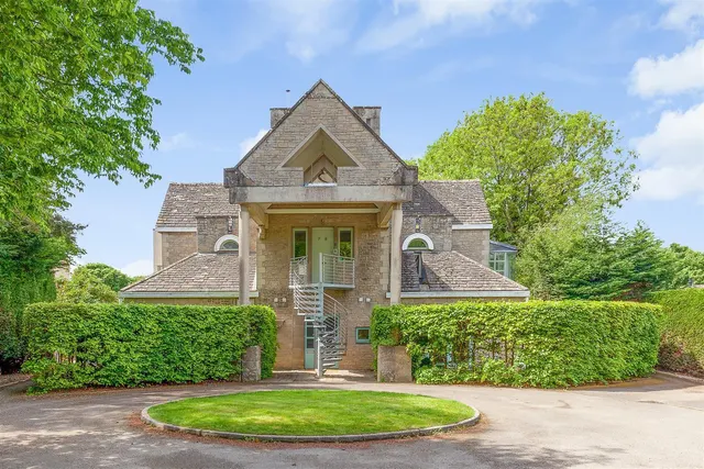 Churchfields, Stonesfield, OX29, photo 1