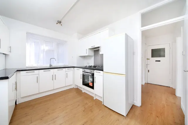 The Willoughbys, East Sheen, SW14, photo 2
