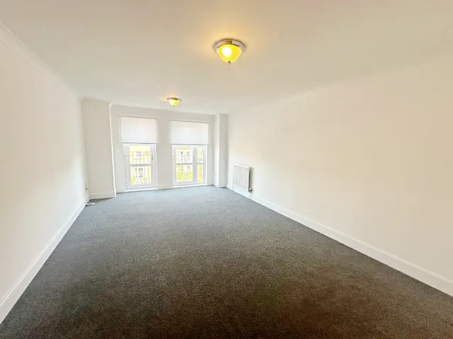 St Helens Gardens, Glasgow, G41, photo 2