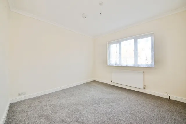 Photo 3 — Birkbeck Road, ROMFORD, Essex, RM7