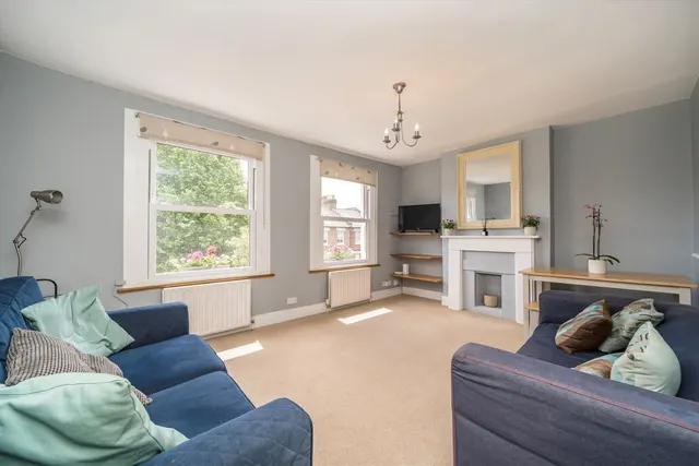 Berrymede Road, W4, photo 2