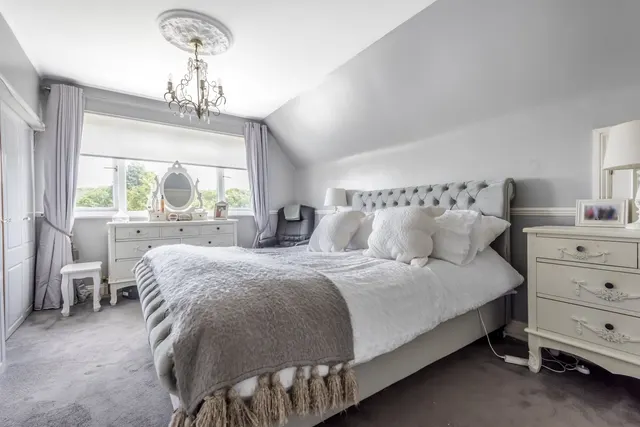 Photo 2 — London Road, Sevenoaks, TN15