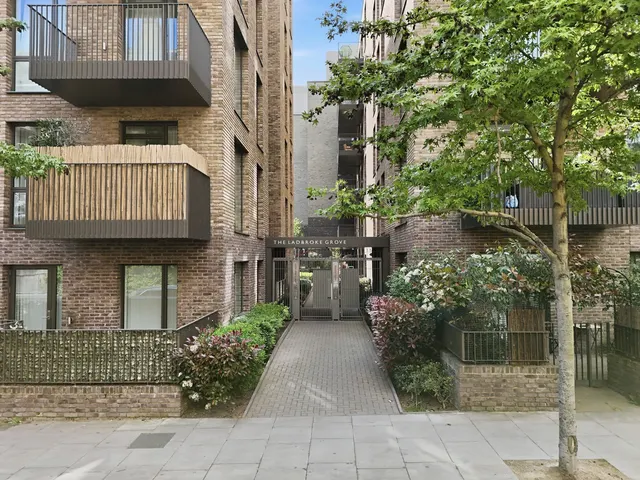 Nautilus House, London, W10, photo 1
