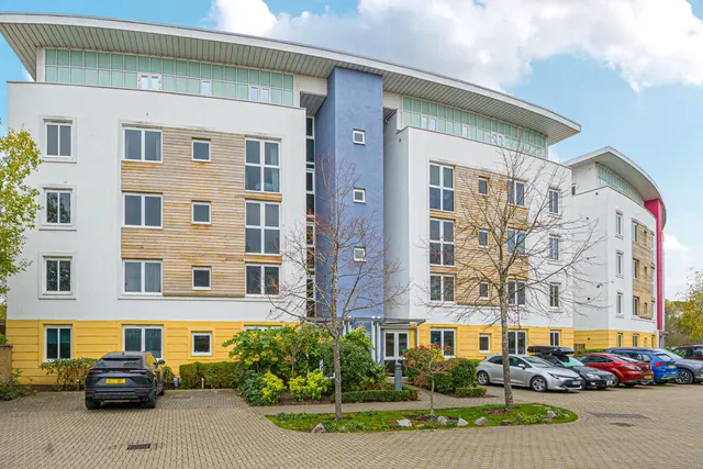 Creswell Drive, Beckenham, BR3, photo 1