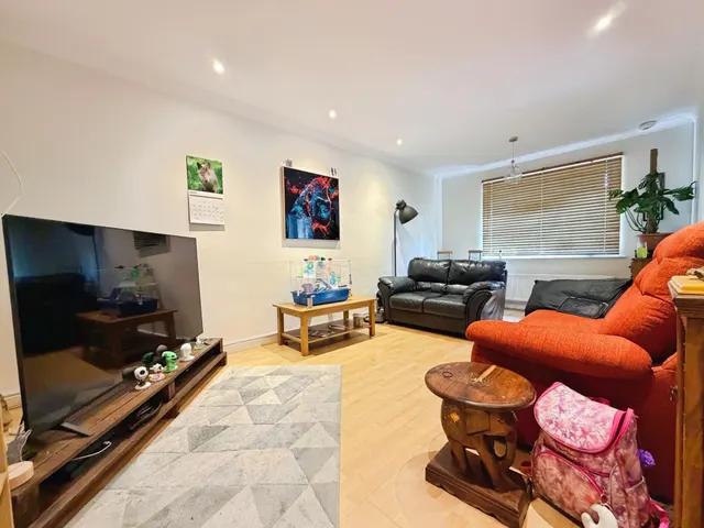 Woodbourne Road, Sale, M33, photo 3