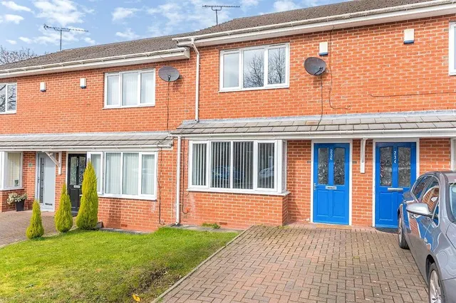Eskbank, Skelmersdale, WN8, photo 1