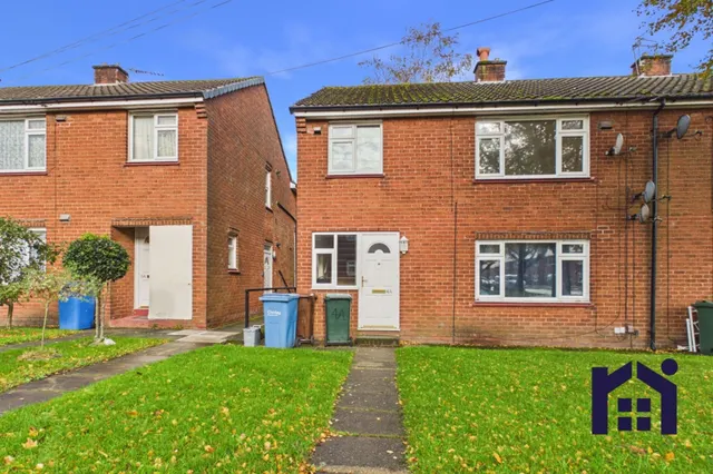 Cotswold Road, Chorley, PR7, photo 1