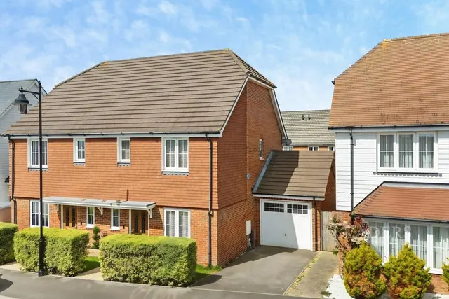 Lethaby Road, Bognor Regis, PO21, photo 1