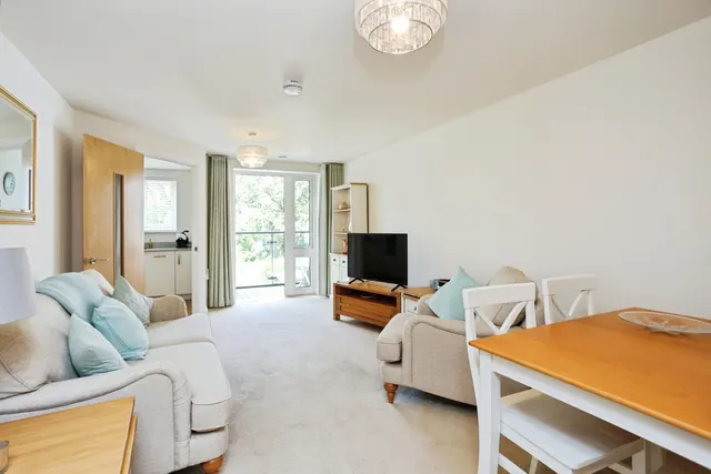 Highgate Hill, Hawkhurst, TN18, photo 2