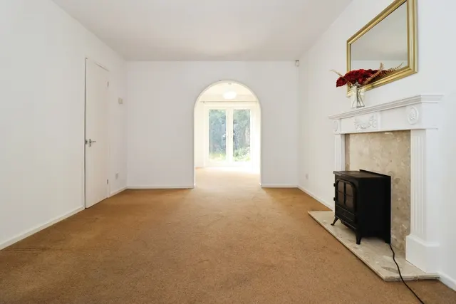 Photo 3 — Wheatfield Drive, Bradley Stoke, Bristol, BS32