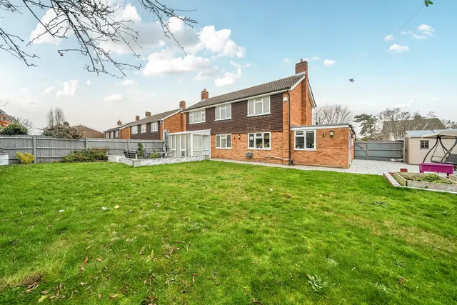 Photo 2 — Hayesford Park Drive, Kent, BR2