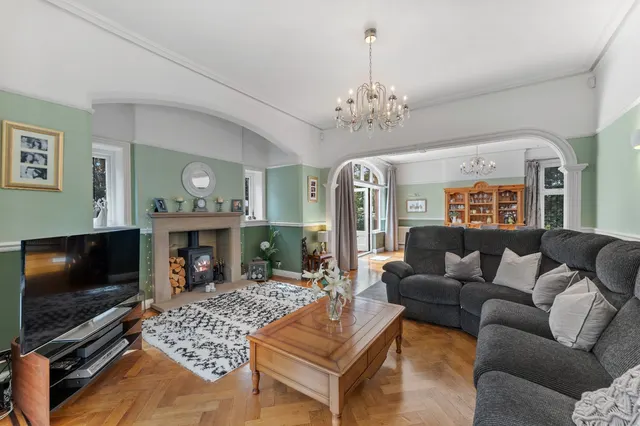 Dale Road, Marple, SK6, photo 2