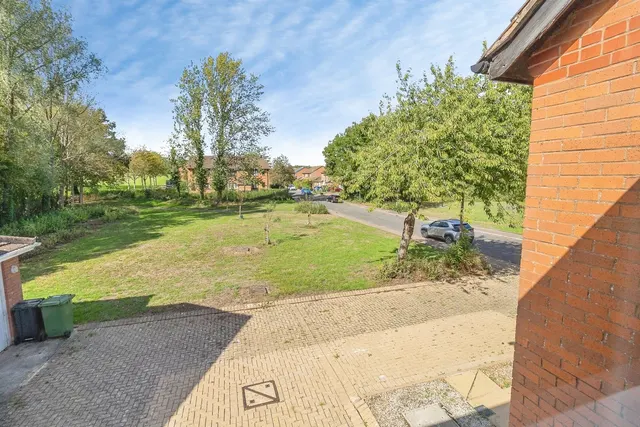 Photo 2 — Downland, Two Mile Ash, Milton Keynes, Buckinghamshire, MK8