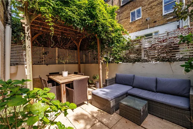 Dancer Road, London, SW6, photo 1