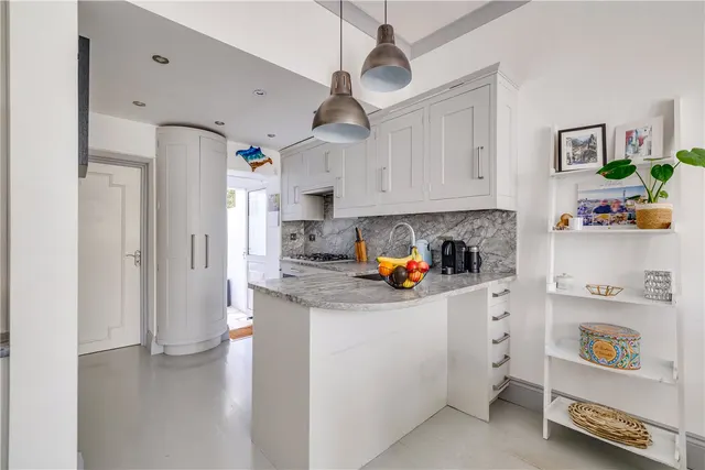 Dancer Road, London, SW6, photo 1