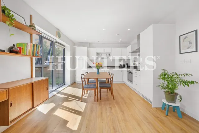 Brewery House, London, N17, photo 1