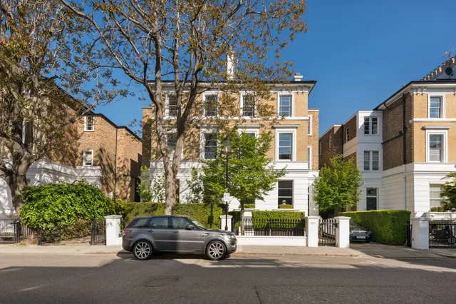 Photo 2 — Tregunter Road, Chelsea, London, SW10 9LR