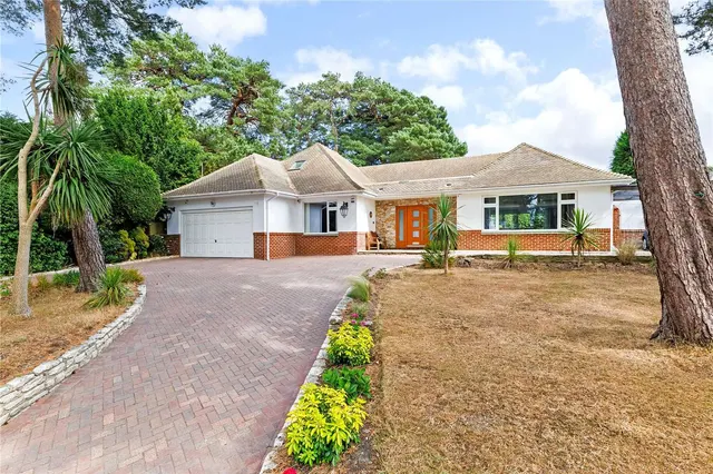 Nairn Road, Canford Cliffs, BH13, photo 1