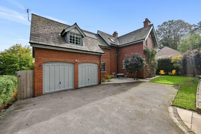 College Road, Ripon, HG4, photo 1