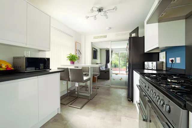 Canterbury Road, Etchinghill, CT18, photo 3