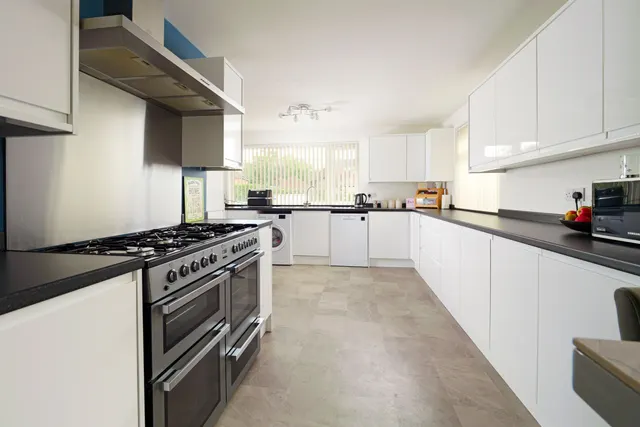 Canterbury Road, Etchinghill, CT18, photo 1