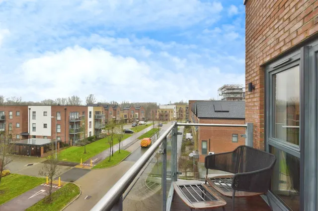Gambit Avenue, Oakgrove, Milton Keynes, photo 1