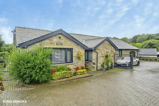 Shore, Littleborough, OL15, photo 2