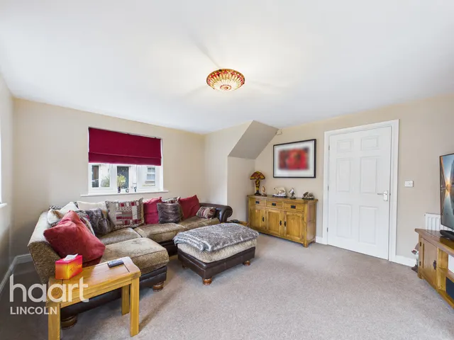 Nero Way, North Hykeham, LN6, photo 2