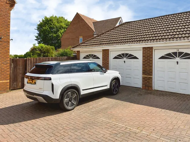 Watson Way, Balsall Common, CV7, photo 3