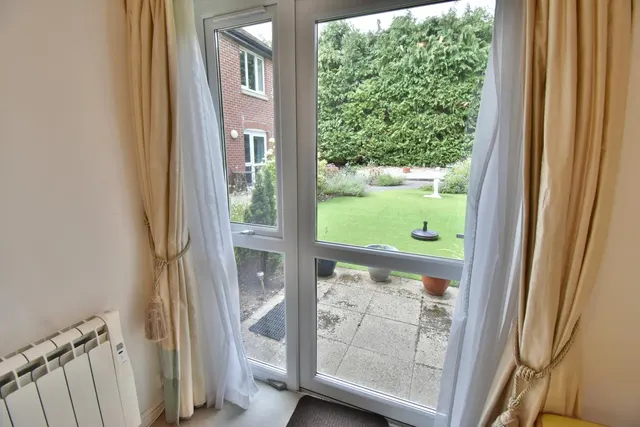 Cherrett Court, BH22, photo 3