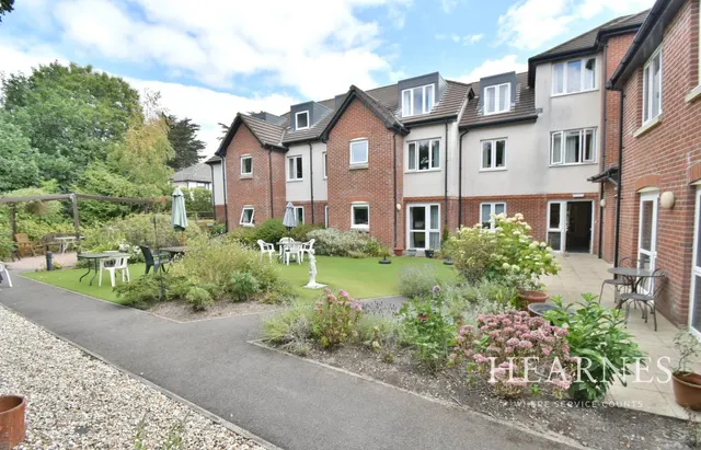 Cherrett Court, BH22, photo 1