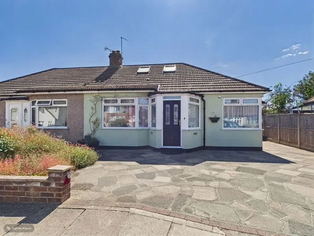 Dunwich Road, Bexleyheath, DA7, photo 1